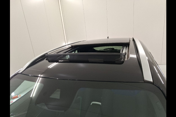 Lynk & Co 01 1.5 262pk Plug-in Black Optic 360° Pano.dak Carplay