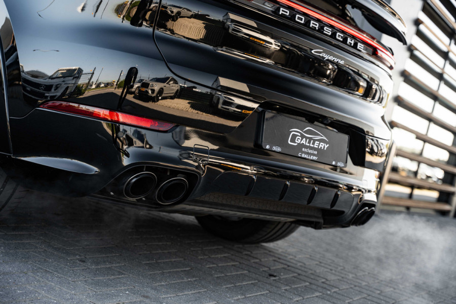 Porsche Cayenne Coupé 3.0 E-Hybrid - Origineel NL | Sport Chrono + | Panorama | Memory | 360 Camera