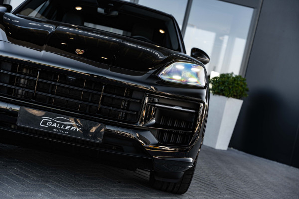 Porsche Cayenne Coupé 3.0 E-Hybrid - Origineel NL | Sport Chrono + | Panorama | Memory | 360 Camera