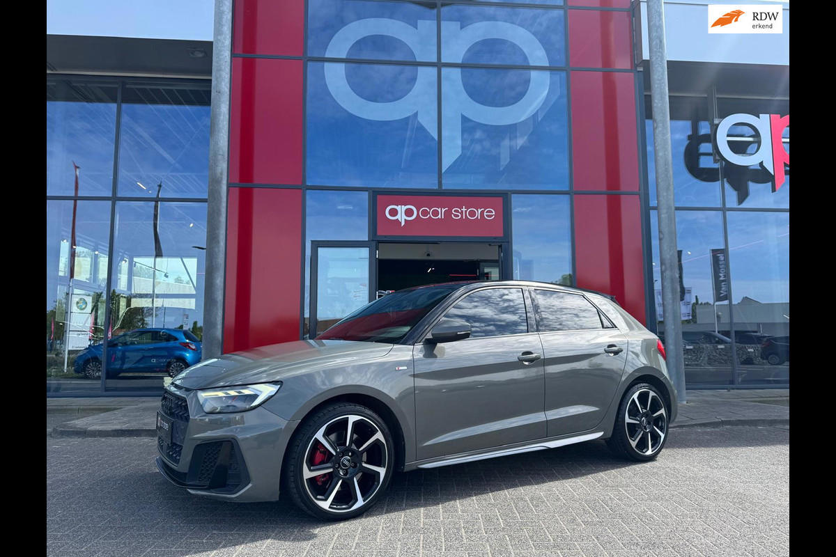 Audi A1 Sportback 40 TFSI 3 x S Line Pro Line S | LED | Camera | Parksens |Carplay | Two Tone
