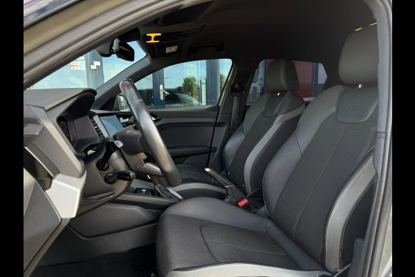 Audi A1 Sportback 40 TFSI 3 x S Line Pro Line S | LED | Camera | Parksens |Carplay | Two Tone