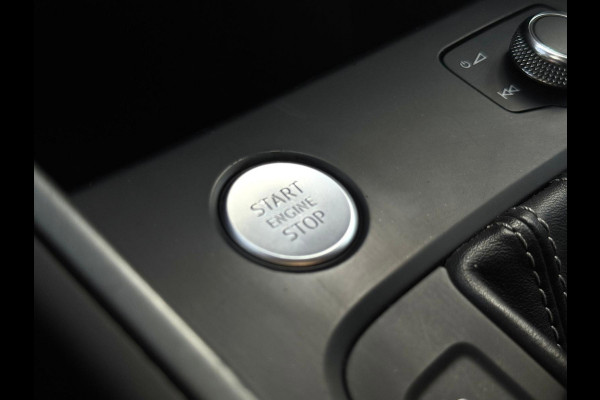 Audi A1 Sportback 40 TFSI 3 x S Line Pro Line S | LED | Camera | Parksens |Carplay | Two Tone