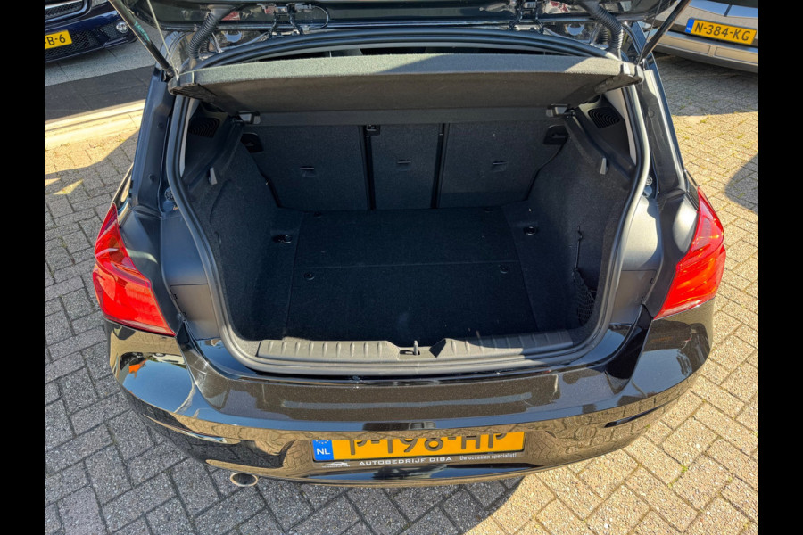 BMW 1-serie 118i High Executive 2018 AUT NAVI CLIMA LM NAP!