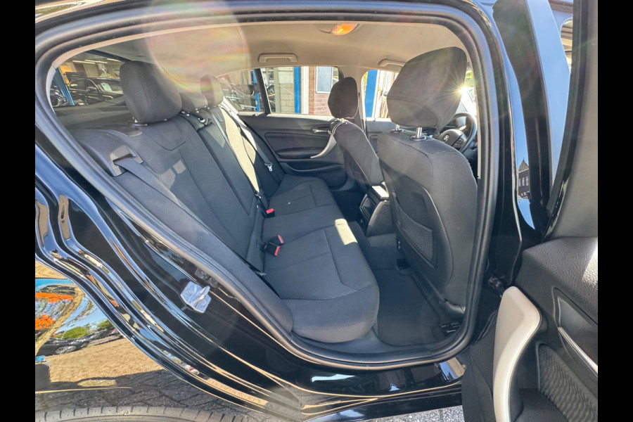 BMW 1-serie 118i High Executive 2018 AUT NAVI CLIMA LM NAP!