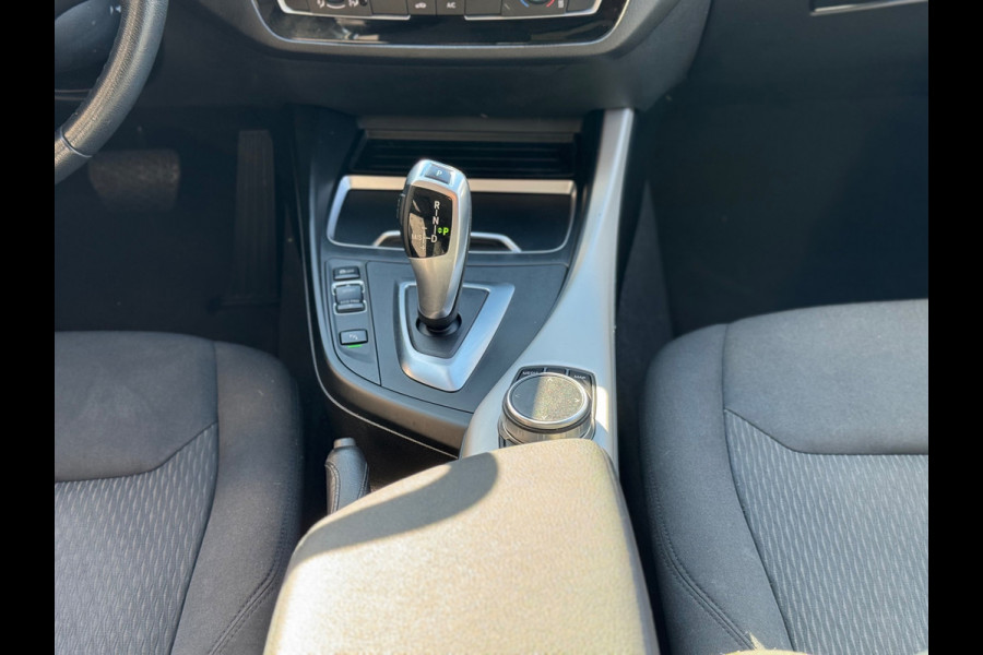 BMW 1-serie 118i High Executive 2018 AUT NAVI CLIMA LM NAP!
