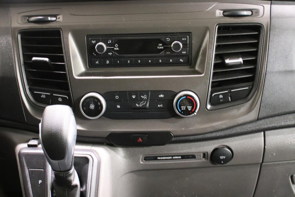 Ford Transit AUTOMAAT BAKWAGEN MEUBELBAK Ford Transit BAKWAGEN MEUBELBAK FINANCIAL LEASE 325 EURO P/M