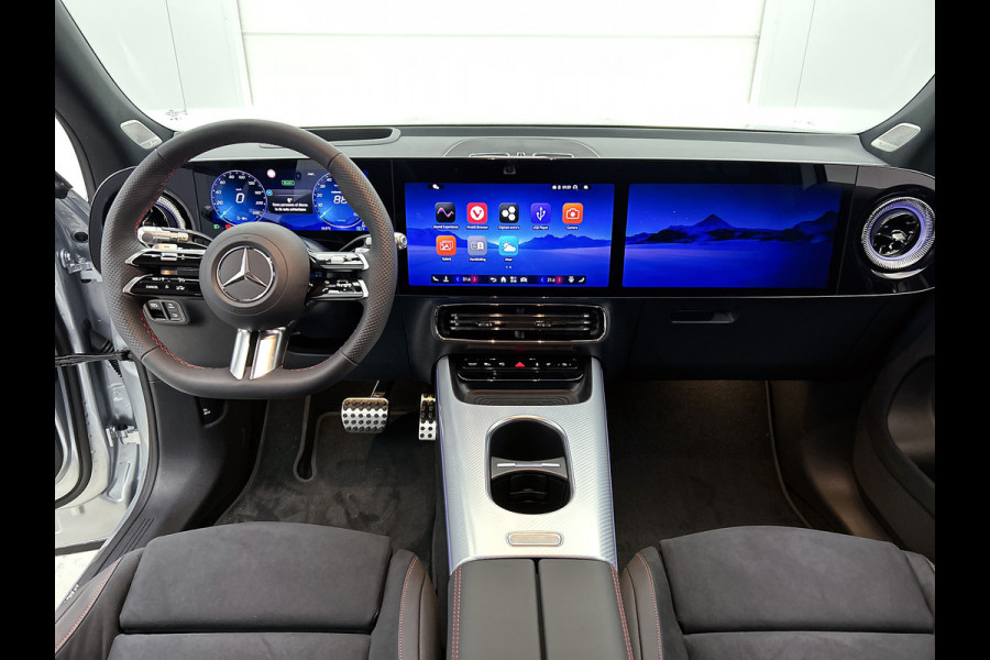 Mercedes-Benz Glb 250+ Business Solution AMG 85.5 kWh | Premium Plus pakket | Nightpakket | Smartphone integratie | Vast panoramadak | Burmester® 3D surround sound | GUARD 360° | Sfeerverlichting |