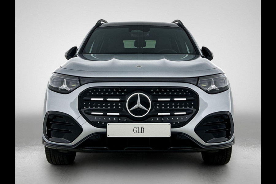 Mercedes-Benz Glb 250+ Business Solution AMG 85.5 kWh | Premium Plus pakket | Nightpakket | Smartphone integratie | Vast panoramadak | Burmester® 3D surround sound | GUARD 360° | Sfeerverlichting |