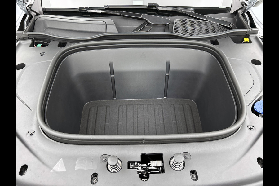 Mercedes-Benz Glb 250+ Business Solution AMG 85.5 kWh | Premium Plus pakket | Nightpakket | Smartphone integratie | Vast panoramadak | Burmester® 3D surround sound | GUARD 360° | Sfeerverlichting |