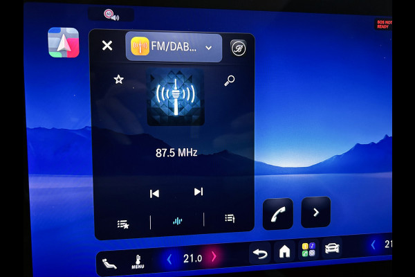 Mercedes-Benz Glb 250+ Business Solution AMG 85.5 kWh | Premium Plus pakket | Nightpakket | Smartphone integratie | Vast panoramadak | Burmester® 3D surround sound | GUARD 360° | Sfeerverlichting |