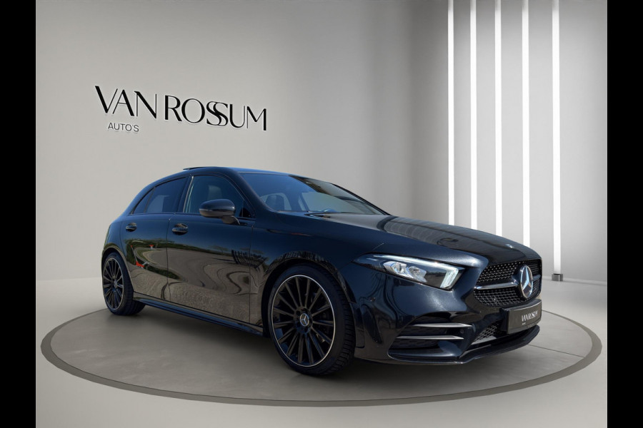 Mercedes-Benz A-Klasse 180 Business Solution AMG Pano | Stoelverwarming | 19 "| Parksensors V+A | Widescreen | Led | Camera |