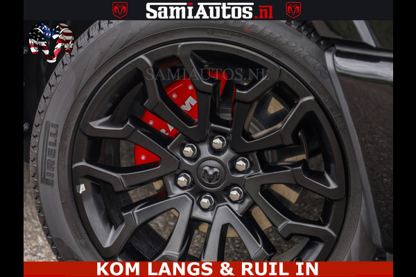 Dodge Ram NIGHT PREMIUM | 426PK | STRIPING | LUCHTVERING | HUD | PANO | 360 CAM | Full Option | LIMITED WHEELS | De Meest Luxe Pick-Up in  Comfortabele Dubbele Cabine met Royale 5 Zitplaatsen | EERSTE EIGENAAR | SMOKE PACK | BOM VOL |