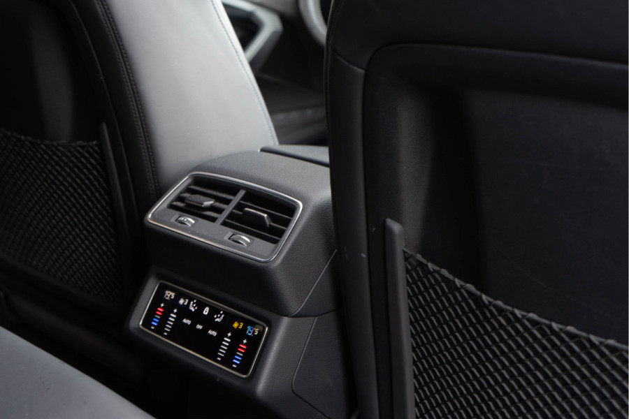 Audi e-tron S Quattro 371kW / Luchtvering/ Standkachel/ Panoramadak/ Trekhaak/ 371kW (504PK)