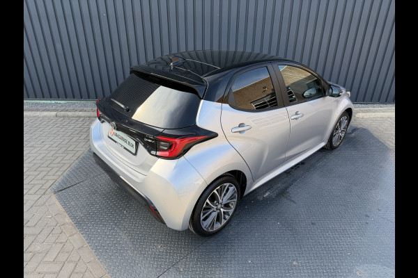 Toyota Yaris 1.5 Hybrid 130 Executive / Bi tone | Pano dak | JBL | Head-up | Rijklaar!!
