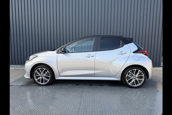 Toyota Yaris 1.5 Hybrid 130 Executive / Bi tone | Pano dak | JBL | Head-up | Rijklaar!!