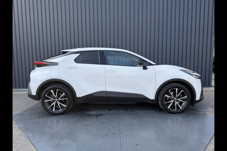Toyota C-HR 2.0 Plug-in Hybrid 220 Dynamic | Zeer ZUINIG | Stoelverwarming | PDC V+A | RIJKLAAR!!