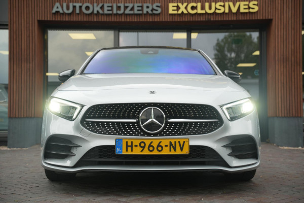 Mercedes-Benz A-Klasse 200 Business Solution AMG Panoramadak AMG Pakket WideScreen
