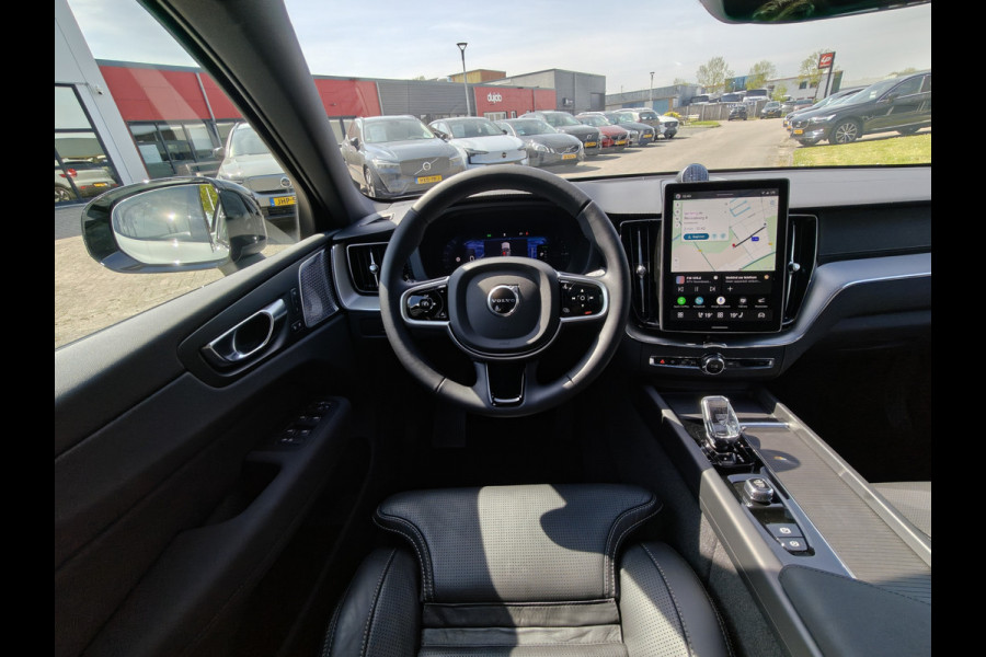 Volvo XC60 T8 AWD 455PK Plug-in Hybrid Ultra Black Edition | DEMO | B&W | Luchtvering | Nappa | 22'' |