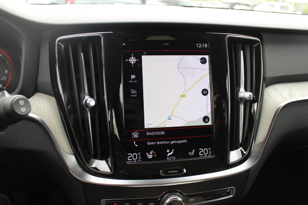 Volvo V60 2.0 D4 Inscription / Trekhaak / Camera / Leder / Standverwarming / 19'' / Navigatie / Harman Kardon / Stoelverwarming 4x / Cruise Control / Virtual Cockpit