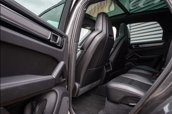 Porsche Cayenne 3.0 E-Hybrid Camera Pano Leer Clima Cruise Trekhaak 21"LM