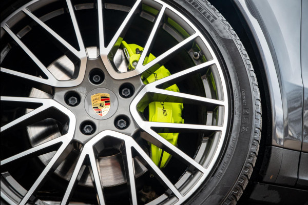 Porsche Cayenne 3.0 E-Hybrid Camera Pano Leer Clima Cruise Trekhaak 21"LM