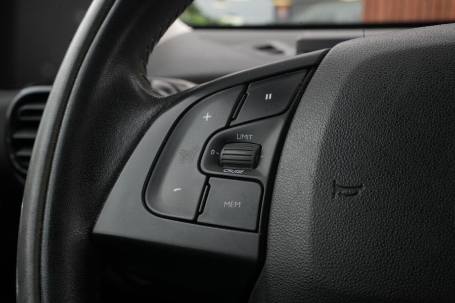 Citroën C4 Cactus 1.2 PureTech One-Tone