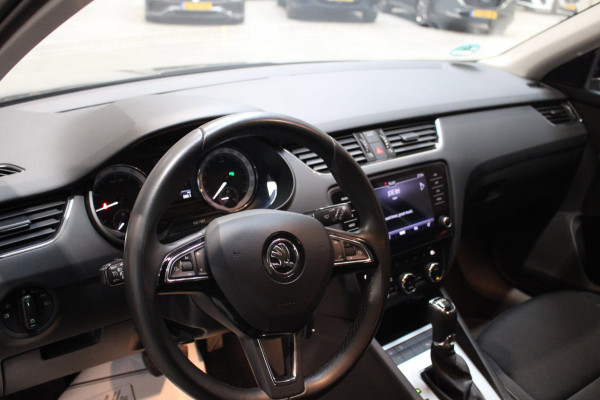 Škoda Octavia Combi 1.5 TSI Greentech Style PDC/Trekhaak/Navi+carplay