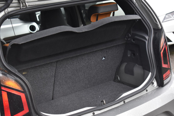 Volkswagen up! 1.0 TSI BMT cross up! Airco Pano Stoelverwarming BBD