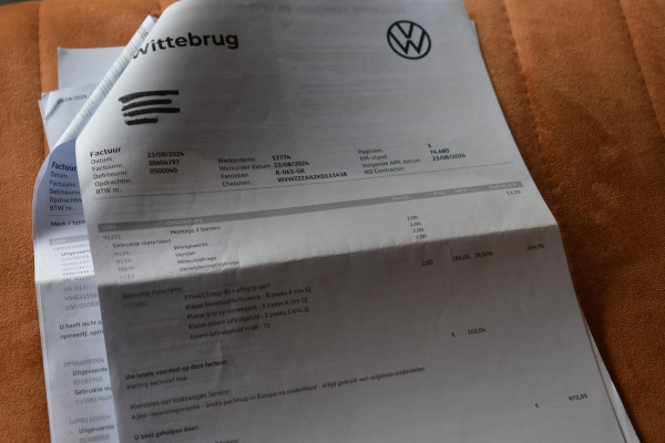 Volkswagen up! 1.0 TSI BMT cross up! Airco Pano Stoelverwarming BBD