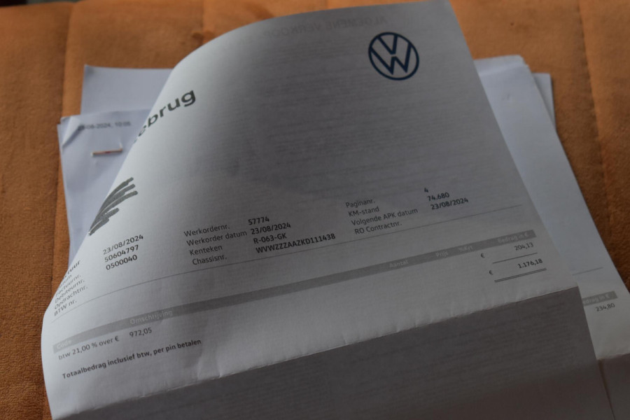 Volkswagen up! 1.0 TSI BMT cross up! Airco Pano Stoelverwarming BBD