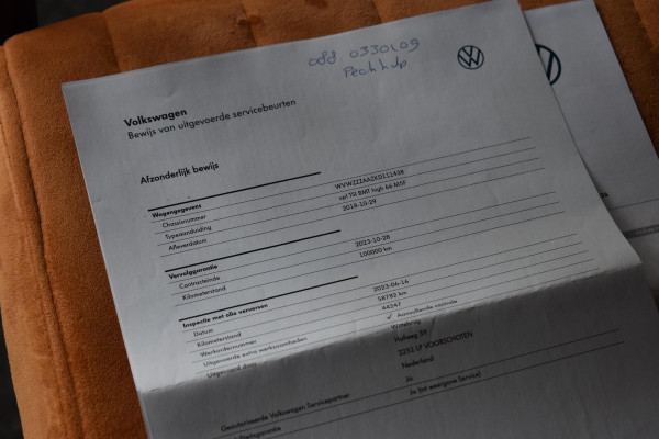 Volkswagen up! 1.0 TSI BMT cross up! Airco Pano Stoelverwarming BBD