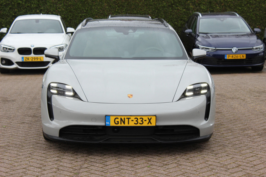 Porsche Taycan Sport Turismo 4S 93 kWh / SoH 91,9% / Panoramadak / 360Camera / Head-up / Accu Performance+ / 21'' / Achterasbesturing / Luchtvering / Keyless / Stoel+Stuurverwarming / DAB / ACC