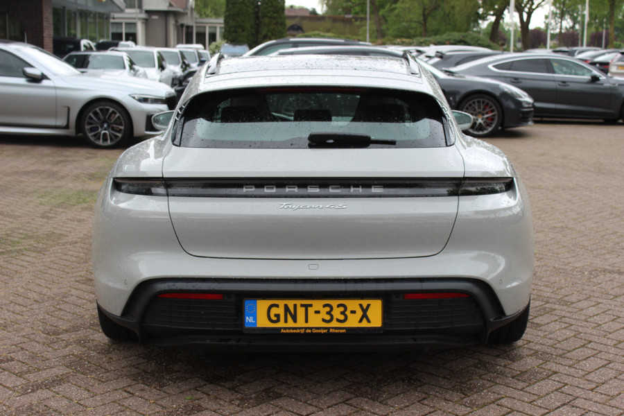 Porsche Taycan Sport Turismo 4S 93 kWh / SoH 91,9% / Panoramadak / 360Camera / Head-up / Accu Performance+ / 21'' / Achterasbesturing / Luchtvering / Keyless / Stoel+Stuurverwarming / DAB / ACC