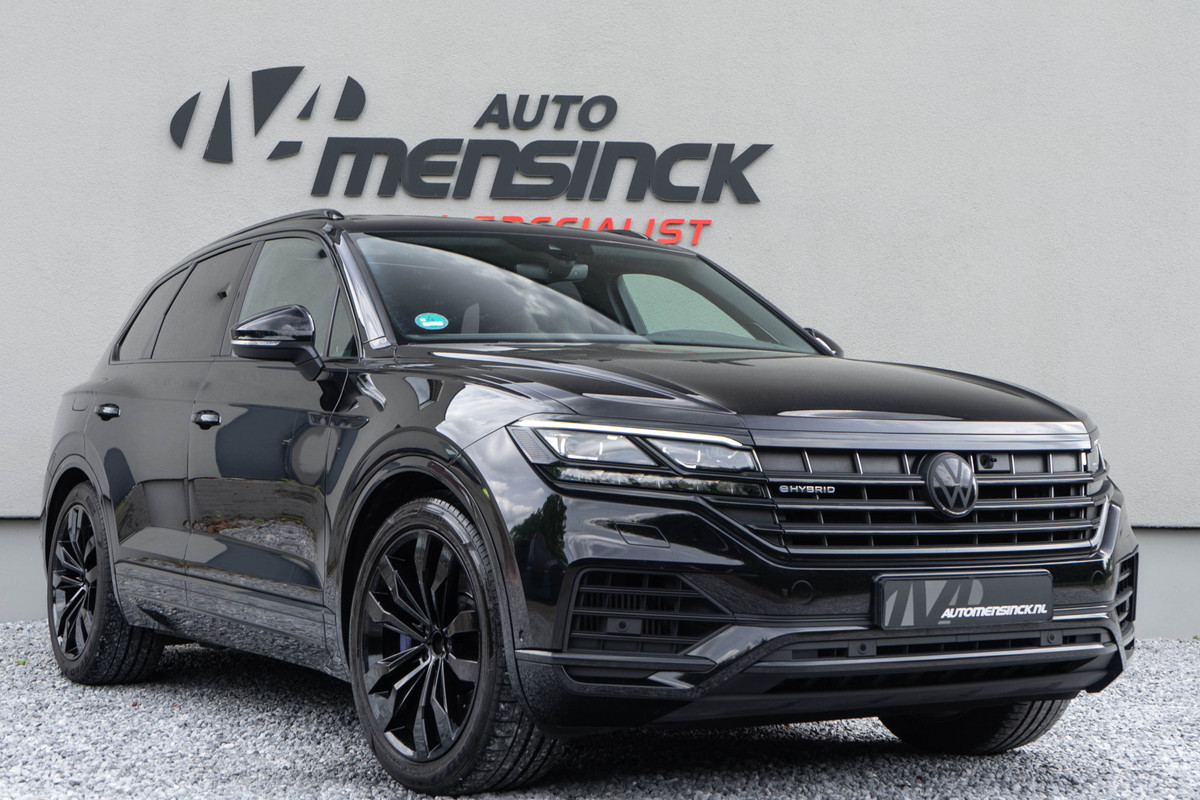 Volkswagen Touareg 3.0 TSi eHybrid 4MOTION / Puglia / Standkachel/ Luchtvering/ Cruise Control/ Panoramadak/ Trekhaak/ 280kW (381PK)