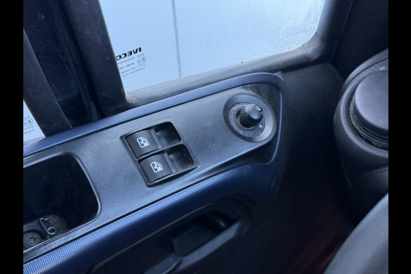 Iveco Daily 35S16 2.3 Automaat L2H2 Airco Cruise Control Navigatie Luchtgeveerde stoel