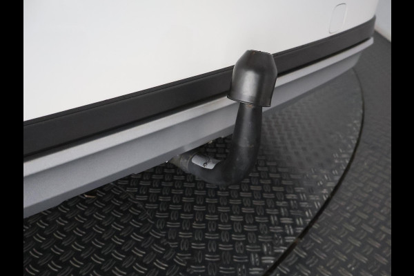 Toyota Corolla Touring Sports 1.8 Hybrid TREK | Navigatie | Aut.Kofferklep | Trekhaak |
