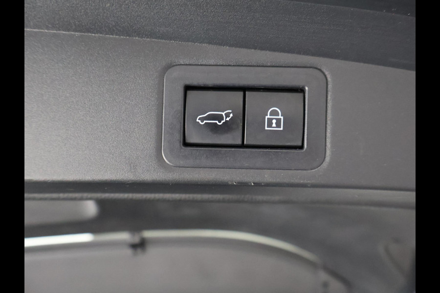 Toyota Corolla Touring Sports 1.8 Hybrid TREK | Navigatie | Aut.Kofferklep | Trekhaak |