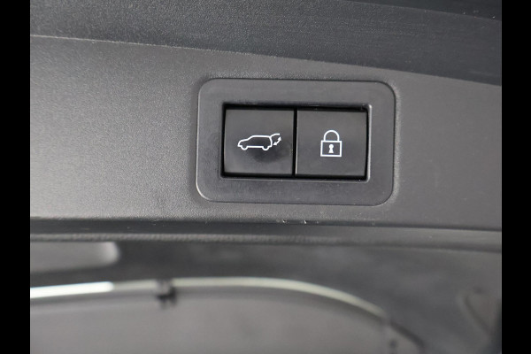 Toyota Corolla Touring Sports 1.8 Hybrid TREK | Navigatie | Aut.Kofferklep | Trekhaak |