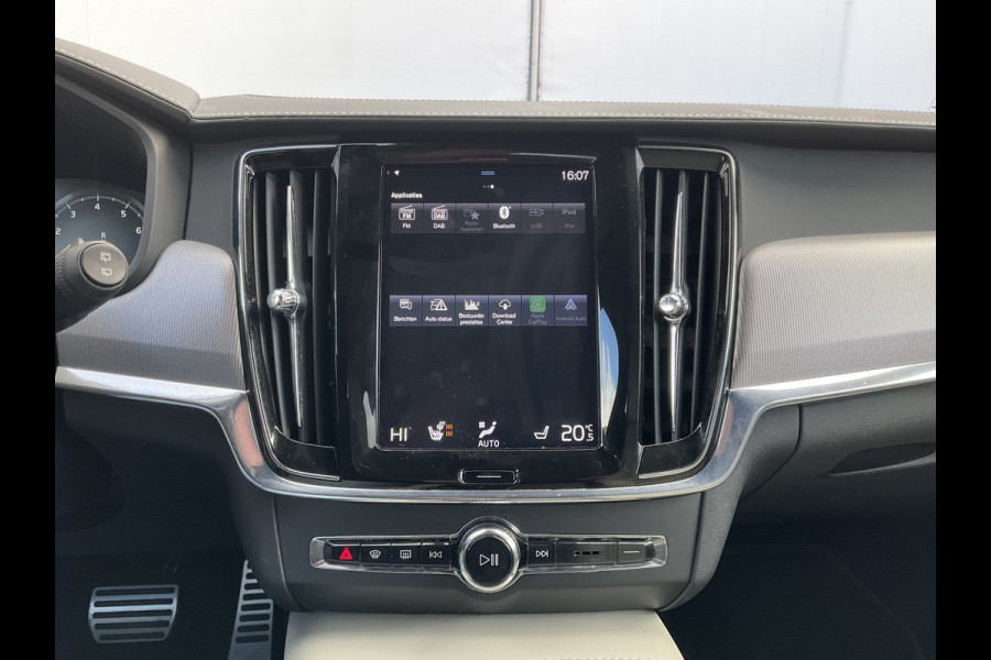 Volvo V90 B4 Ultimate Dark Leer Memory Camera Carplay Stoel/Stuurverw Trekhaak NL-Auto Uitstraling!