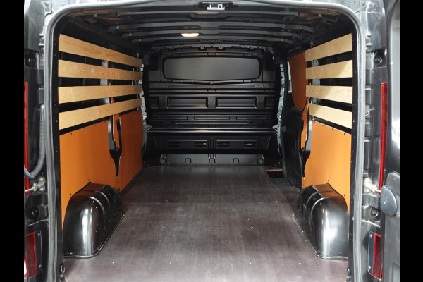 Renault Trafic 2.0 Blue dCi 150PK T30 L2H1 Advance Automaat Airco Bluetooth Cruise PDC Trekhaak