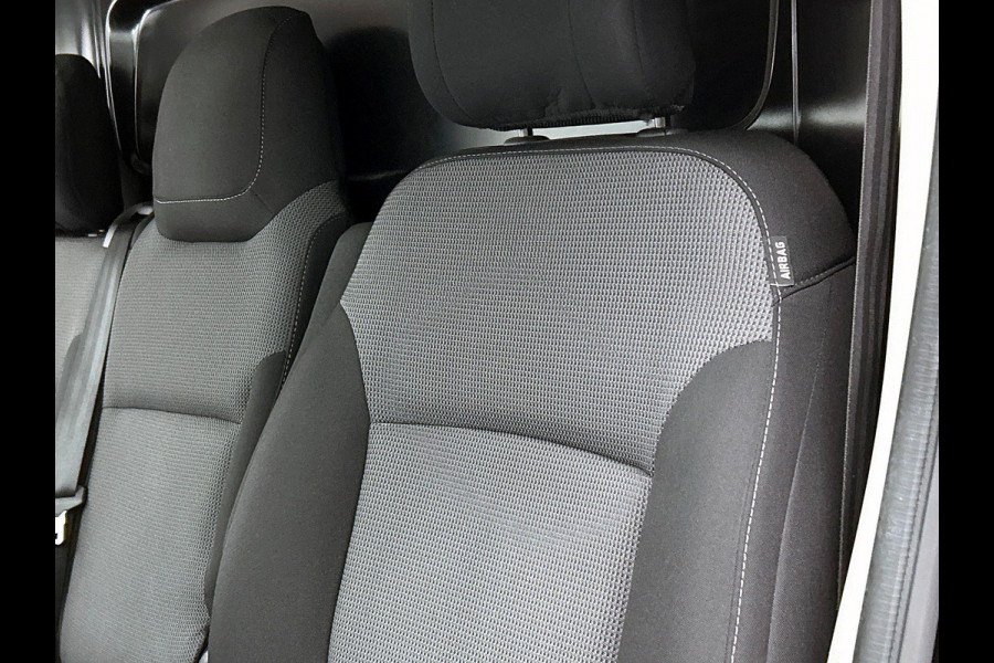 Renault Trafic 2.0 Blue dCi 150 EDC T30 L2H1 Advance Automaat Renault Trafic 2.0 Blue dCi 150 EDC T30 L2H1 Advance | Navigatie | Airco | Lichtmetalen velgen | Betimmering | Trekhaak | Camera | Parkeer sensoren | Dab