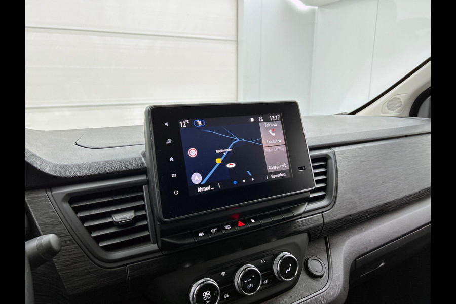 Renault Trafic 2.0 Blue dCi 150 EDC T30 L2H1 Advance Automaat Renault Trafic 2.0 Blue dCi 150 EDC T30 L2H1 Advance | Navigatie | Airco | Lichtmetalen velgen | Betimmering | Trekhaak | Camera | Parkeer sensoren | Dab