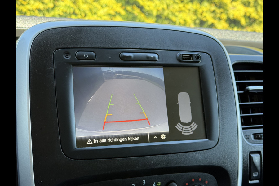 Renault Trafic 2.0 dCi 146 PK / AUTOMAAT / L1H1 / 1e EIG. / 2x SCHUIFDEUR / INRICHTING / CAMERA / 3-ZITS