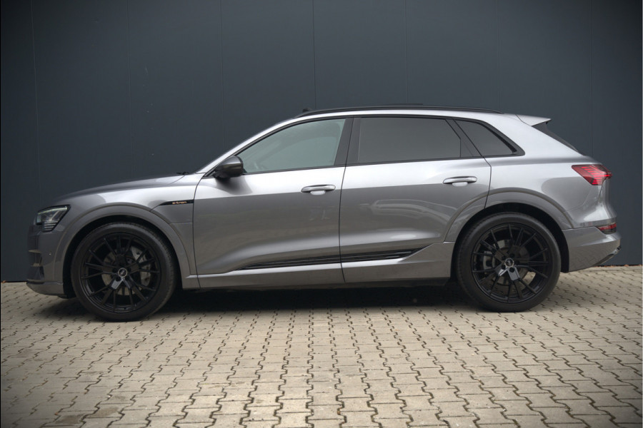 Audi e-tron 50 quattro Business edition Plus 71 kWh | Black Edition | Panoramadak | Camera | Memory Seats | Ambiance Verlichting | Luchtvering | Adaptive Cruise Control | Keyless | Matrix LED | Leder | Stoelverwarming | NAP |