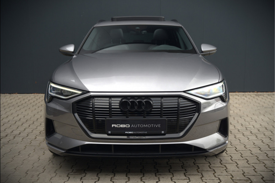 Audi e-tron 50 quattro Business edition Plus 71 kWh | Black Edition | Panoramadak | Camera | Memory Seats | Ambiance Verlichting | Luchtvering | Adaptive Cruise Control | Keyless | Matrix LED | Leder | Stoelverwarming | NAP |