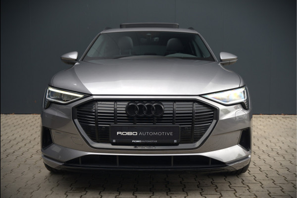 Audi e-tron 50 quattro Business edition Plus 71 kWh | Black Edition | Panoramadak | Camera | Memory Seats | Ambiance Verlichting | Luchtvering | Adaptive Cruise Control | Keyless | Matrix LED | Leder | Stoelverwarming | NAP |