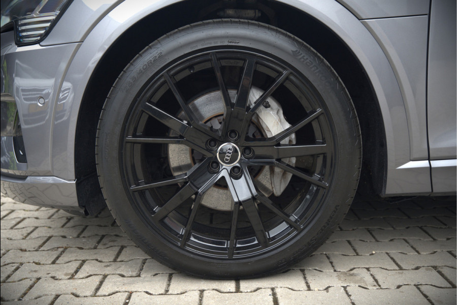 Audi e-tron 50 quattro Business edition Plus 71 kWh | Black Edition | Panoramadak | Camera | Memory Seats | Ambiance Verlichting | Luchtvering | Adaptive Cruise Control | Keyless | Matrix LED | Leder | Stoelverwarming | NAP |