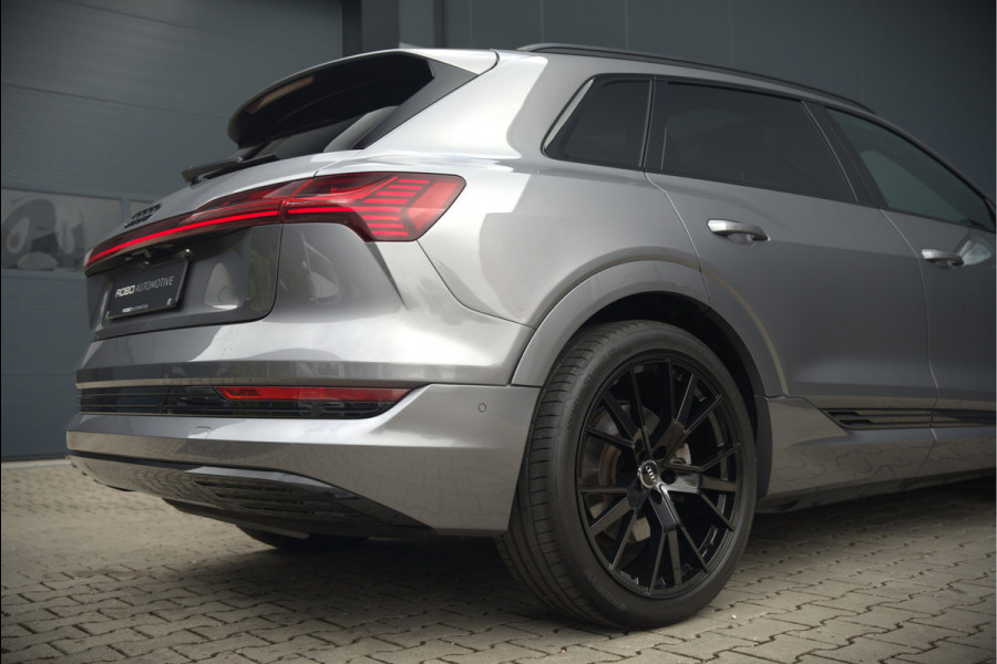 Audi e-tron 50 quattro Business edition Plus 71 kWh | Black Edition | Panoramadak | Camera | Memory Seats | Ambiance Verlichting | Luchtvering | Adaptive Cruise Control | Keyless | Matrix LED | Leder | Stoelverwarming | NAP |