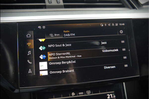 Audi e-tron 50 quattro Business edition Plus 71 kWh | Black Edition | Panoramadak | Camera | Memory Seats | Ambiance Verlichting | Luchtvering | Adaptive Cruise Control | Keyless | Matrix LED | Leder | Stoelverwarming | NAP |