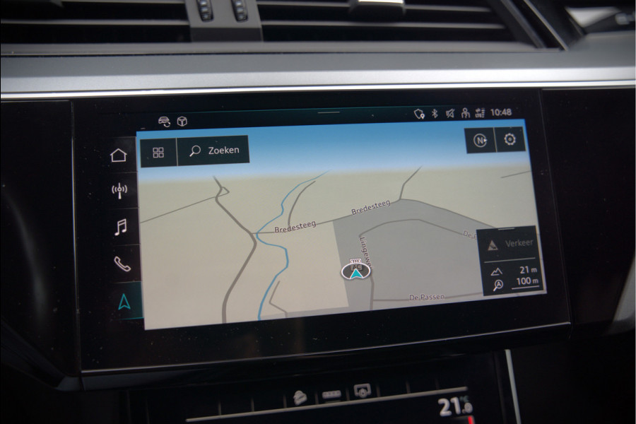 Audi e-tron 50 quattro Business edition Plus 71 kWh | Black Edition | Panoramadak | Camera | Memory Seats | Ambiance Verlichting | Luchtvering | Adaptive Cruise Control | Keyless | Matrix LED | Leder | Stoelverwarming | NAP |
